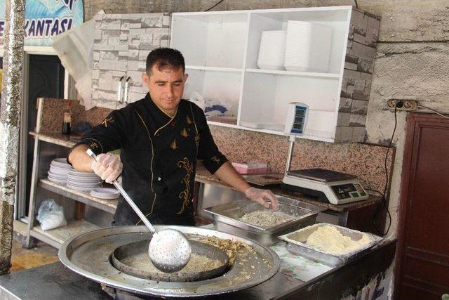 Av Yasağının Son Gününde Vatandaşlar Balıkçılara Akın Etti