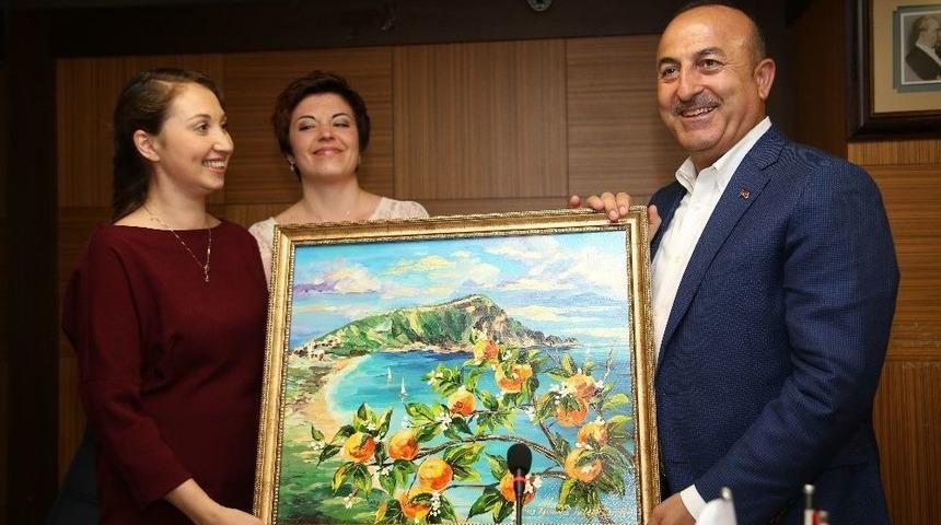 Bakan &Ccedil;avuşoğlu: "rusya İle İlişkilerde Eski G&uuml;nlere D&ouml;nd&uuml;k"