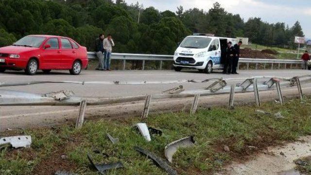 Kilis'te Kaza: Anne Öldü, Eşi Ve 3 Çocuğu Yaralı