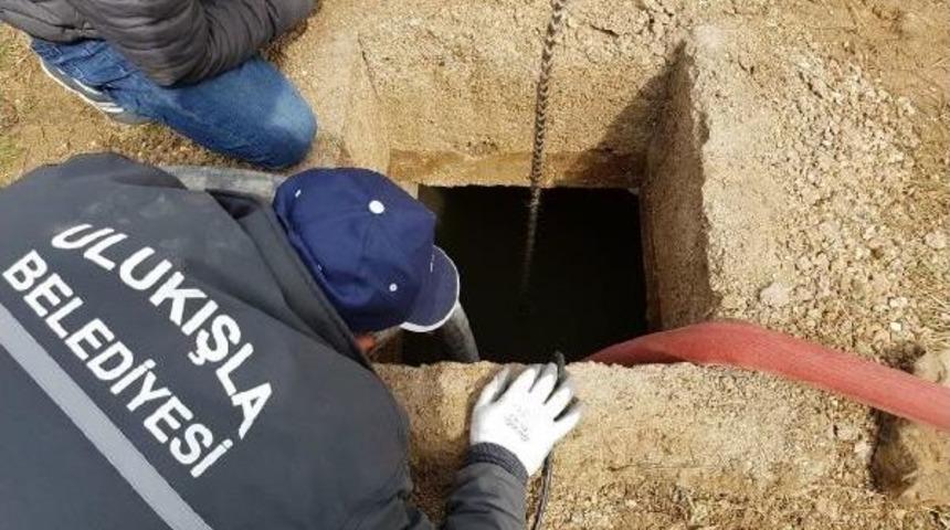 Fosseptik &Ccedil;ukuruna D&uuml;şen &Ccedil;ocuk &Ouml;ld&uuml;
