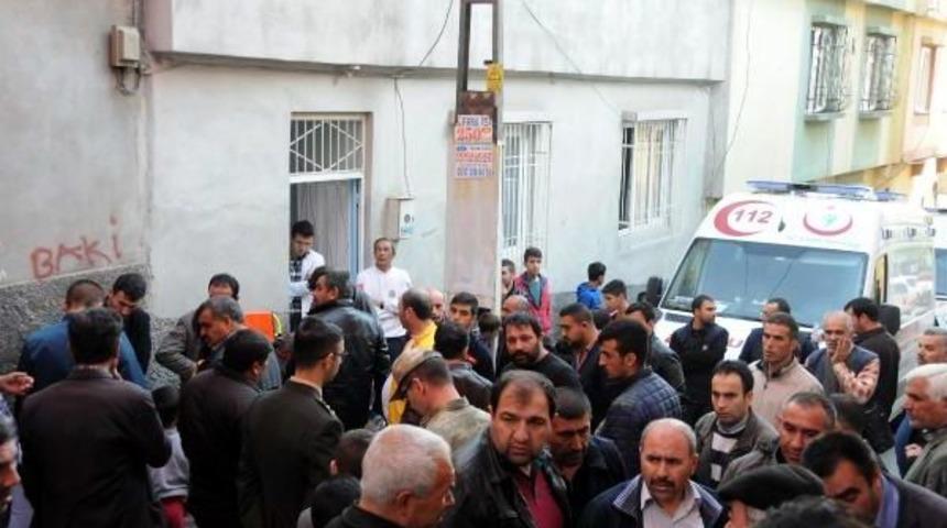 Gaziantep'te, Şehit Uzman &Ccedil;avuşun Baba Evinde Yas