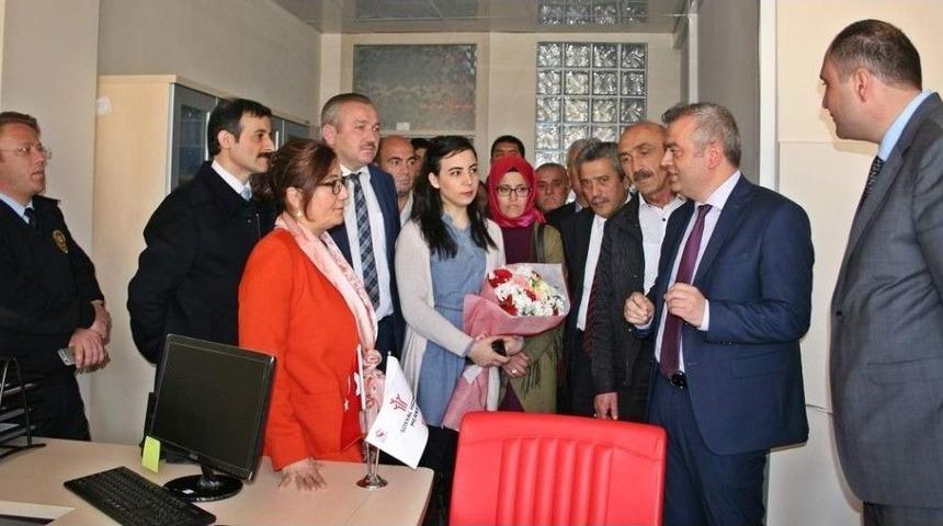 Milletvekili Ceritoğlu Sosyal Hizmetler Merkezini Ziyaret Etti