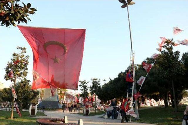 Referandum Pankart Ve Afişleri Toplanmaya Başladı