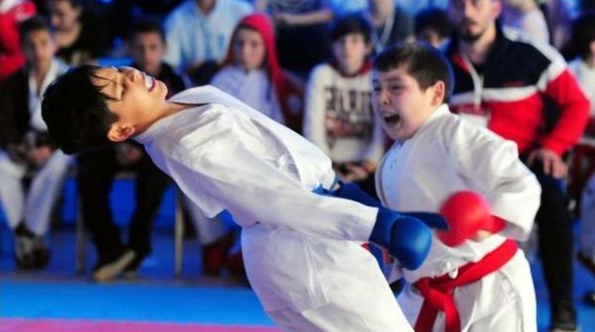 T&uuml;rkiye Minikler Ve Yıldızlar Karate Şampiyonası Sona Erdi