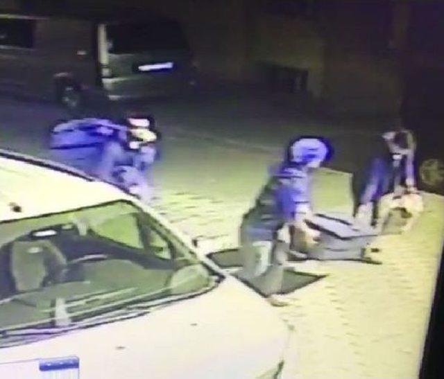 Esenyurt ta &Ccedil;&ouml;pte Bulunan Cesedin Sırrı &Ccedil;&ouml;z&uuml;ld&uuml; 1