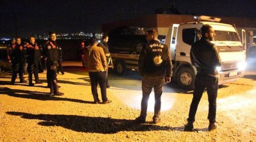 Şanlıurfa&rsquo;Da Amca &Ccedil;ocuklarının Arazi Kavgası: 2 &Ouml;l&uuml;, 1 Yaralı