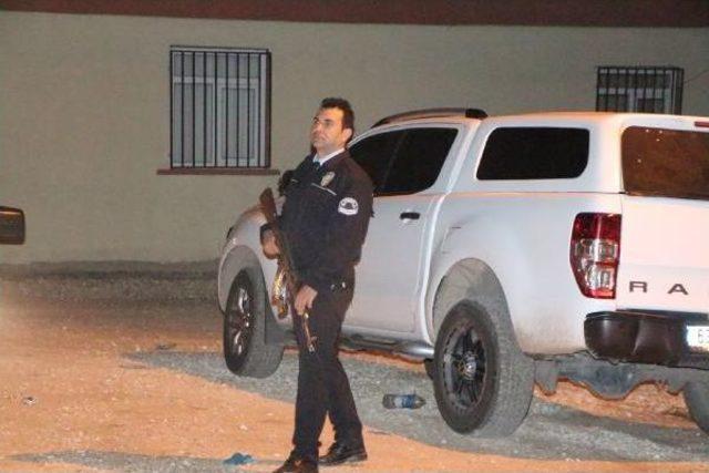 Şanlıurfa&rsquo;Da Amca &Ccedil;ocuklarının Arazi Kavgası: 2 &Ouml;l&uuml;, 1 Yaralı 2
