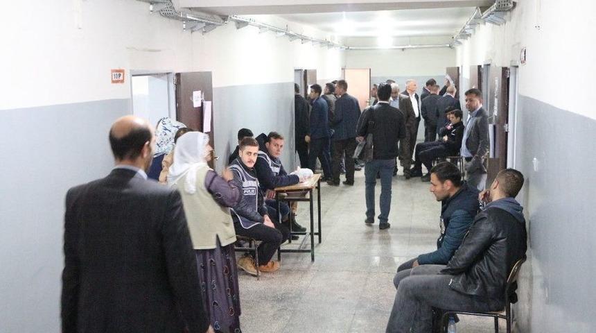 Şırnak&rsquo;ta Toplu Taşıma Ara&ccedil;ları, Halk Oylaması Nedeni İle &Uuml;cretsiz Hizmet Verecek