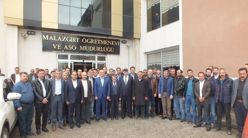 Malazgirt Esnaf Odası İl&ccedil;e Esnafı İle Bir Araya Geldi