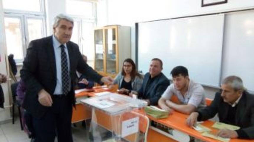 Başkan Musa Yılmaz Oyunu Kullandı