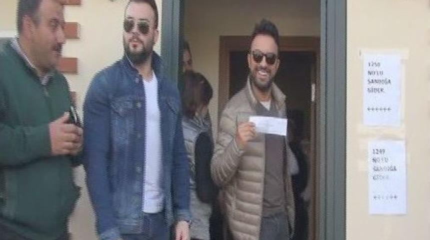 Megastar Tarkan Oyunu Kullandı