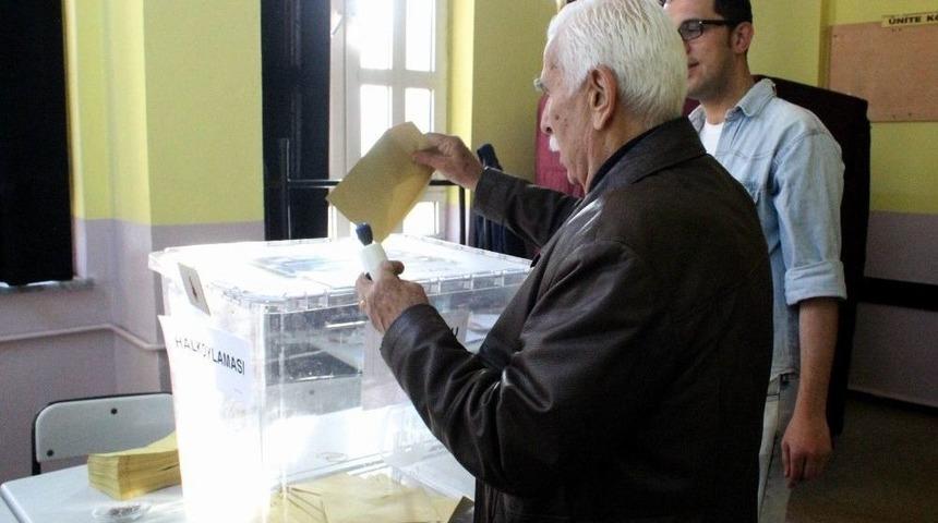 Tekirdağ&rsquo;da Oy Kullanma İşlemleri Başladı