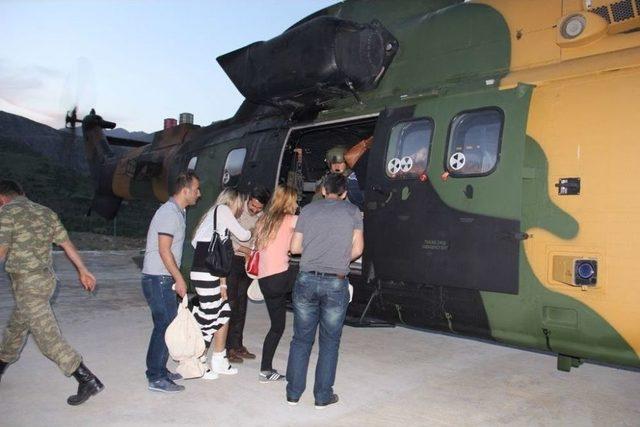 Siirt’te Oy Torbaları Helikopterle Taşındı