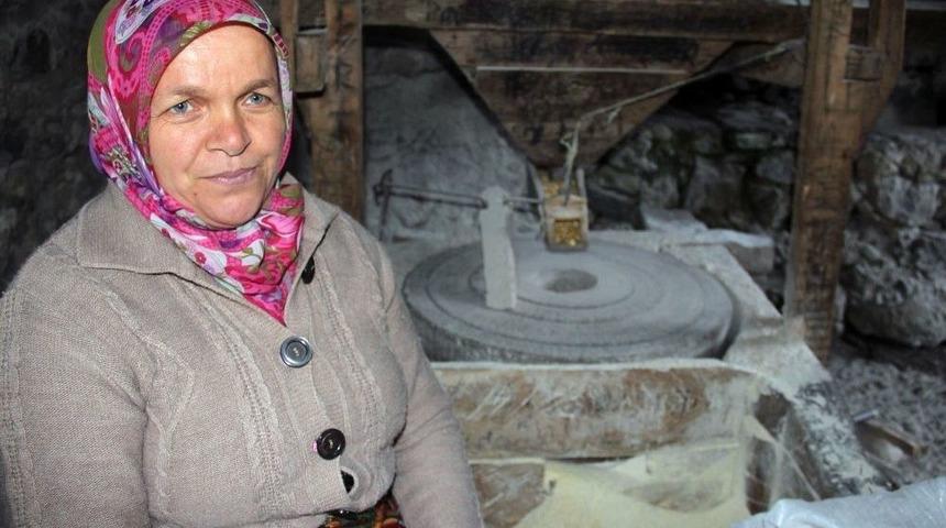 Bir Rivayet, Yedi Değirmen