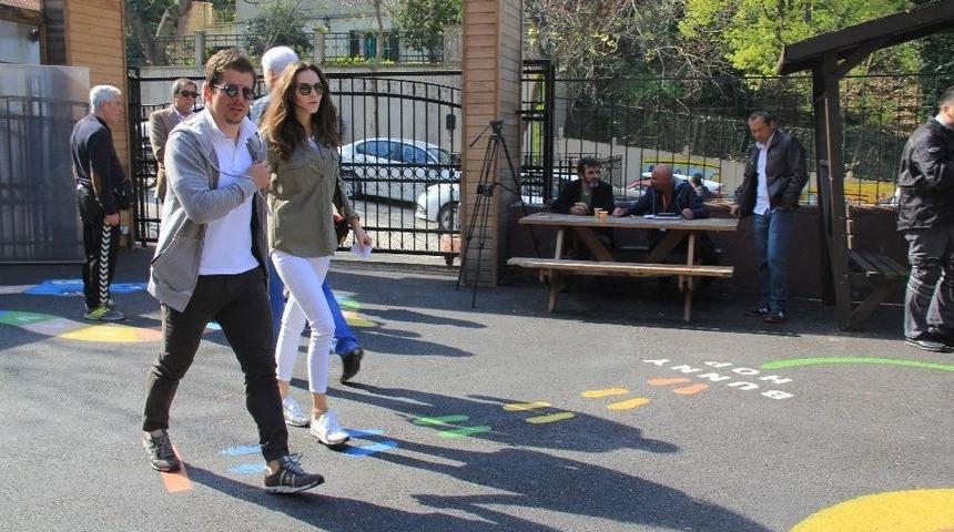 &Uuml;nl&uuml; Futbolcu Emre Bel&ouml;zoğlu Oyunu Kullandı