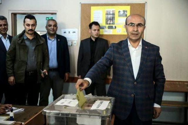 Adana'da Sanığa Ilgi Yoğun