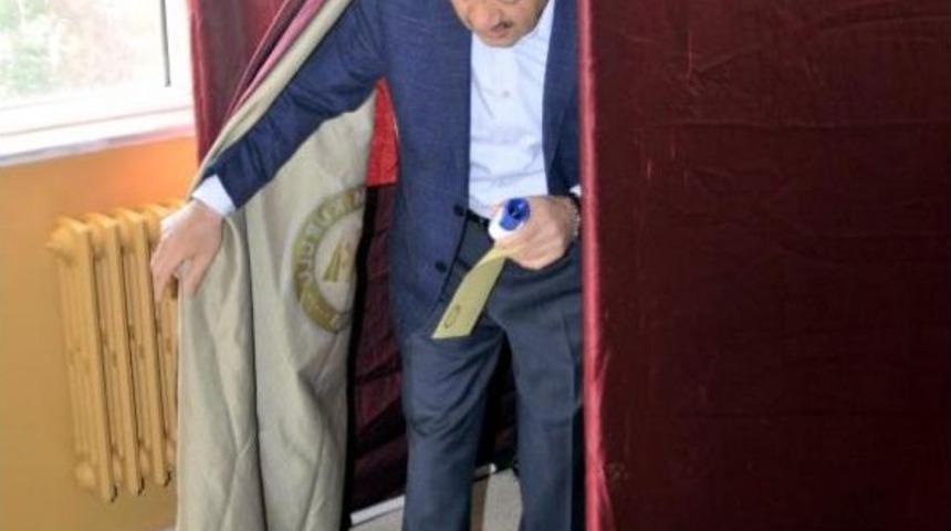 Bakan Işık: Bundan Sonra Herkesin Yapacağı Şey Sonucu Olduğu Gibi Kabullenmek