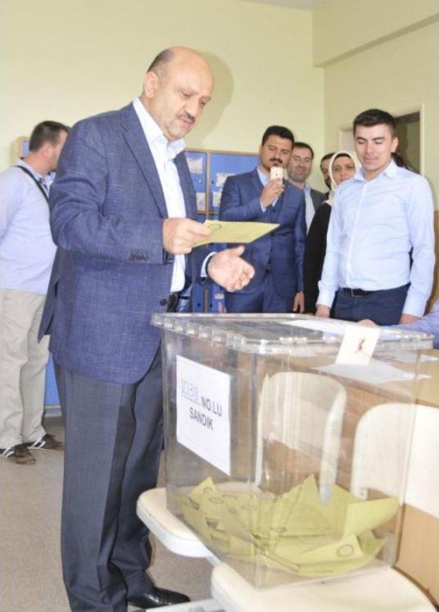 Bakan Işık: Bundan Sonra Herkesin Yapacağı Şey Sonucu Olduğu Gibi Kabullenmek 1