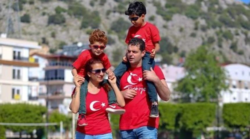 Antalya'da Oy Verme Işlemleri Başladı (2)