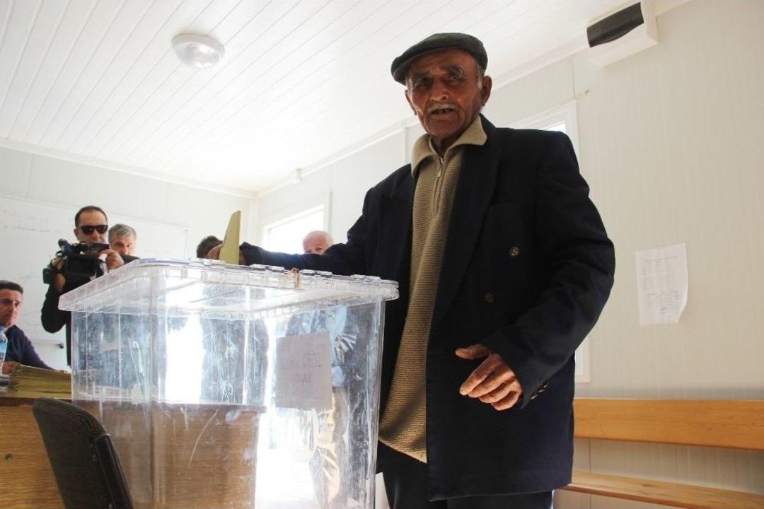 Konteyner Okulda Oy Kullandılar