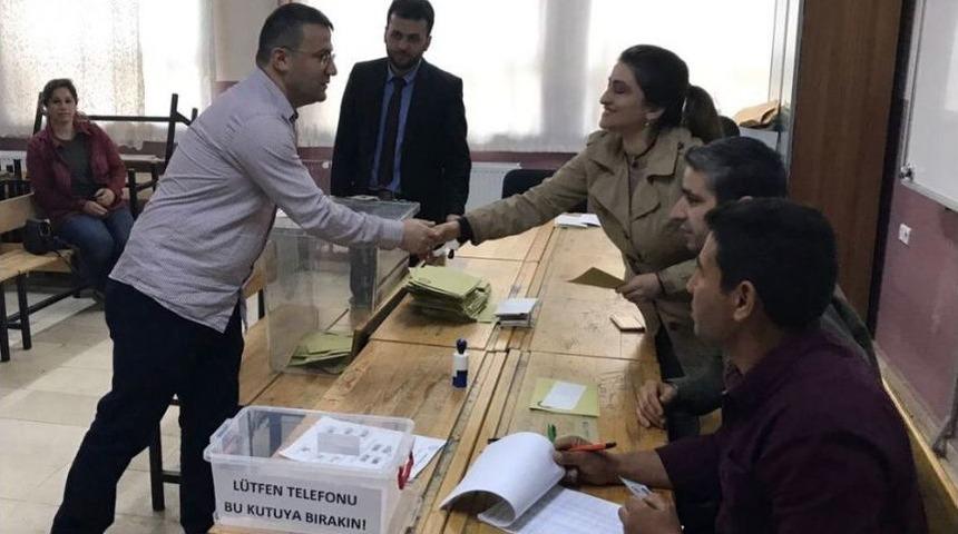 Kayyum Olarak Atanan Kaymakam Oyunu Kullandı