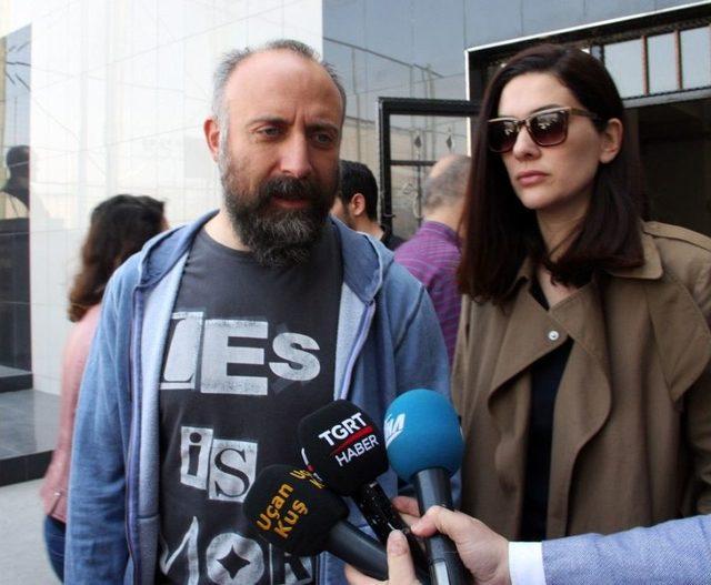 Halit Ergen&ccedil; Ve Berg&uuml;zar Korel Oyunu Kullandı 1