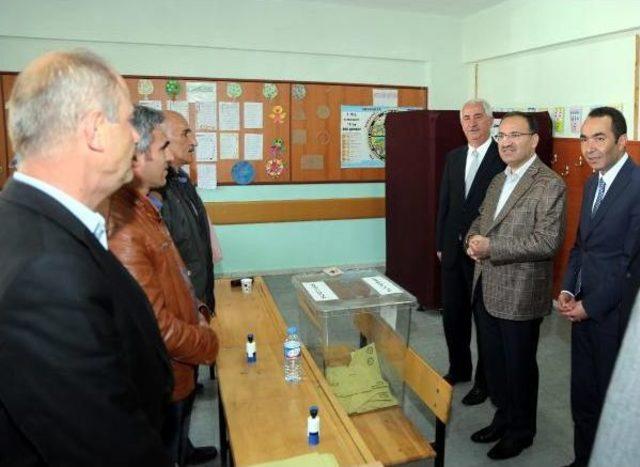 Bakan Bozdağ Oyunu Akdağmadeni nde Kulandı 1