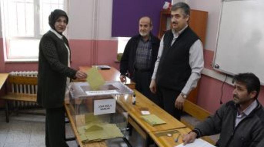 Başkan Toru, Oyunu Kullandı