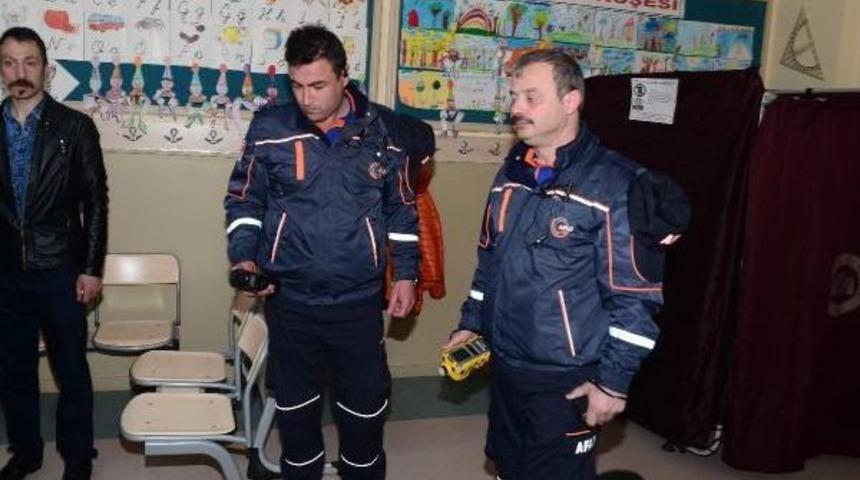 Meclis Başkanı Ve Komutanların Oy Kullanacağı Sandıkta Kimyasal Ve Biyolojik Silah Araması