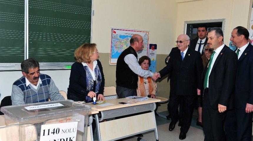 Tbmm Başkanı Kahraman Oyunu Ankara&rsquo;da Kullandı