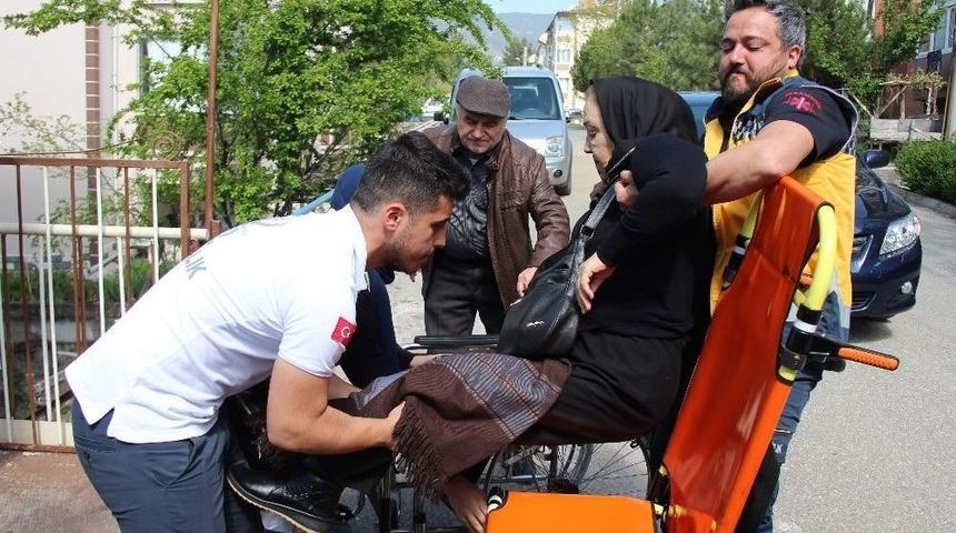 Ambulanslarla Oy Kullanmaya Gittiler