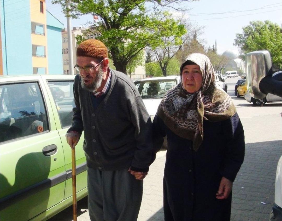 (&ouml;zel Haber) Referanduma Katılmak İsteyen Se&ccedil;menler Engel Tanımadı