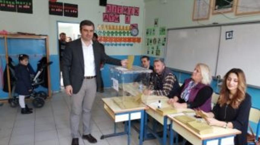 Başkan Yemenici, Oyunu Kullandı