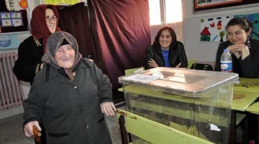 Bakan &Ouml;zhaseki: Sandıktan Ne &Ccedil;ıkarsa Başımızın &Uuml;st&uuml;ne