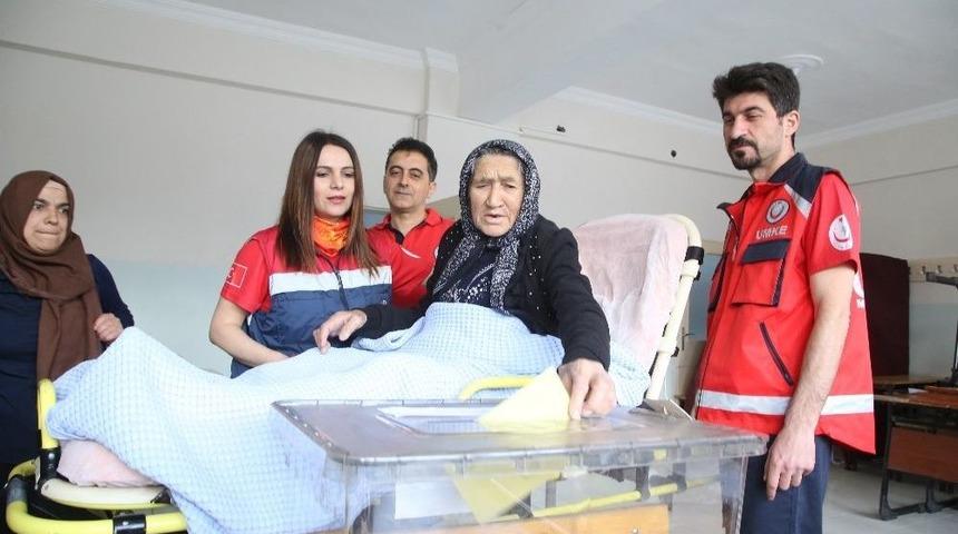 Isparta&rsquo;da Oy Kullanma İşlemleri