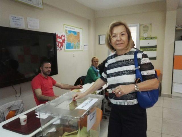 Başkan Altınok &Ouml;z, Oyunu Kullandı 2