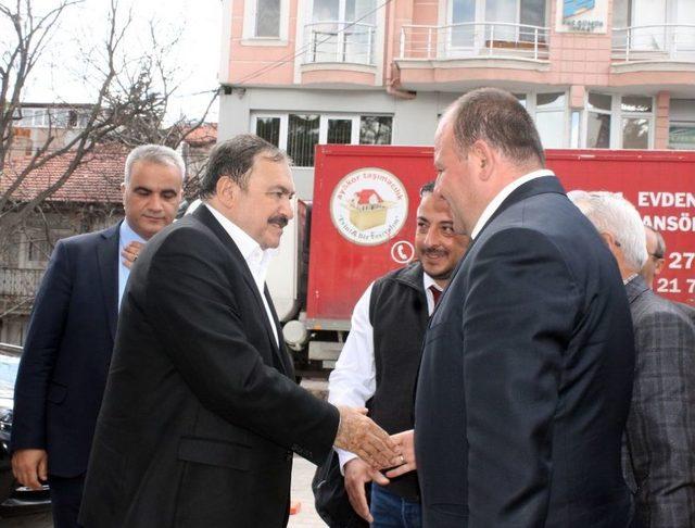 Bakan Eroğlu, Oyunu Memleketi Afyonkarahisar&rsquo;da Kullandı 1