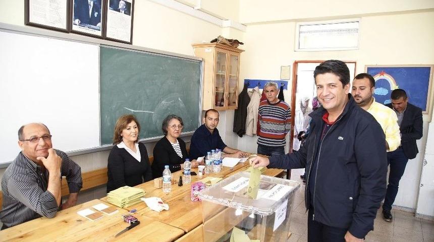 Başkan Gen&ccedil; Oyunu Kullandı