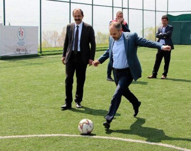 Bakan Kılı&ccedil;, Oyunu Dedesinin Adını Taşıyan Okulda Kullandı 2