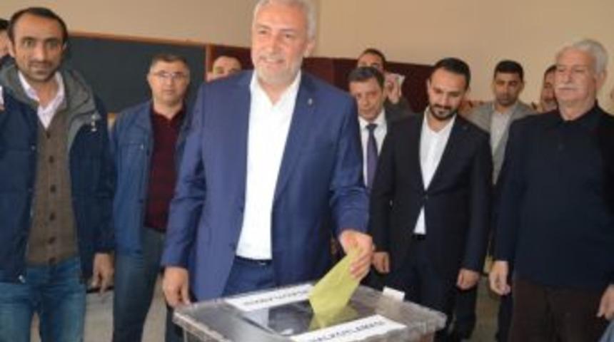 Hakan Kahtalı, Oyunu T&uuml;rkiyem Ortaokulunda Kullandı