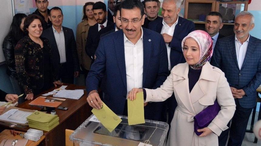 Bakan Tüfenkci Oyunu Memleketi Malatya’da Kullandı