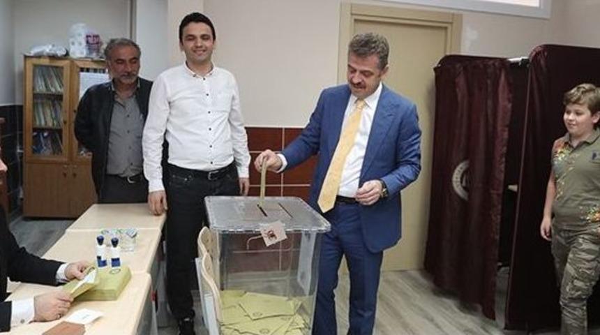 Başkan Usta Ve Ailesi Oyunu Gazikent İlkokulu&rsquo;nda Kullandı