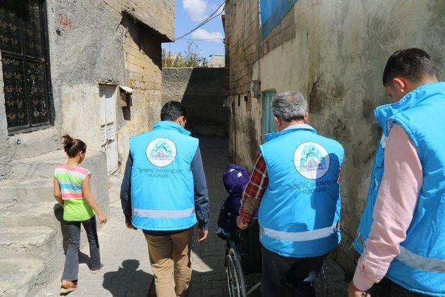 Şanlıurfa’da Yaşlı Ve Engelliler Sandığa Sedyede Götürüldü