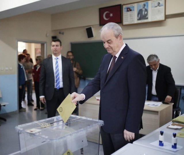 İlker Başbuğ: &ldquo;bu Bir Demokrasi Hareketidir&rdquo; 1