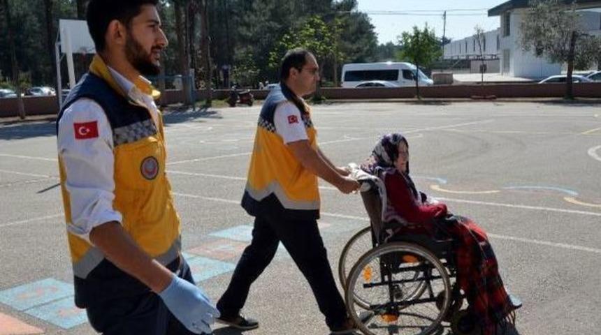 Antalya'da Oy Verme Işlemleri Başladı (4)