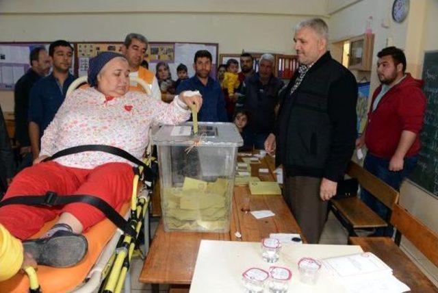 Ambulansla Sandığa Gidip Sedyeyle Oyunu Kullandı 2