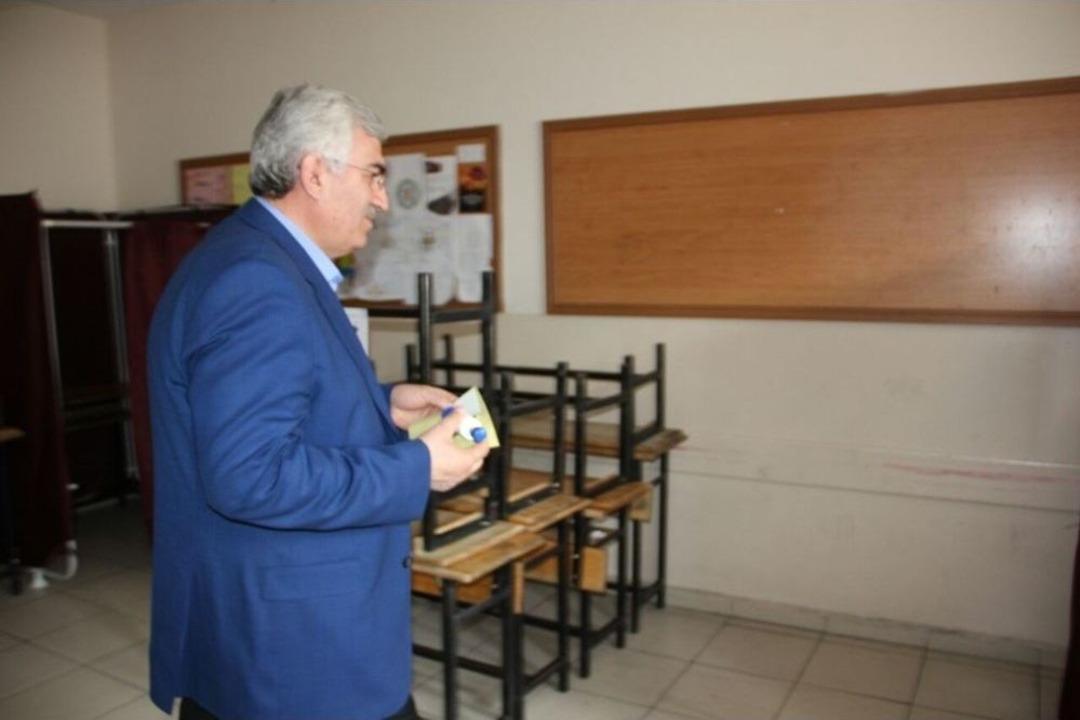 İl Başkanı &Ouml;z, Oyunu Kullandı