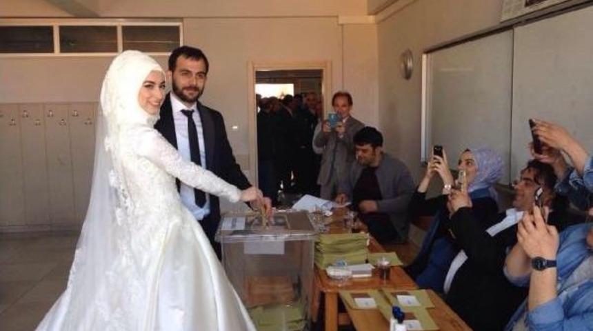 Yaşlı Ve Engelliler Sandık Başına Giderken Destek Olundu (2)