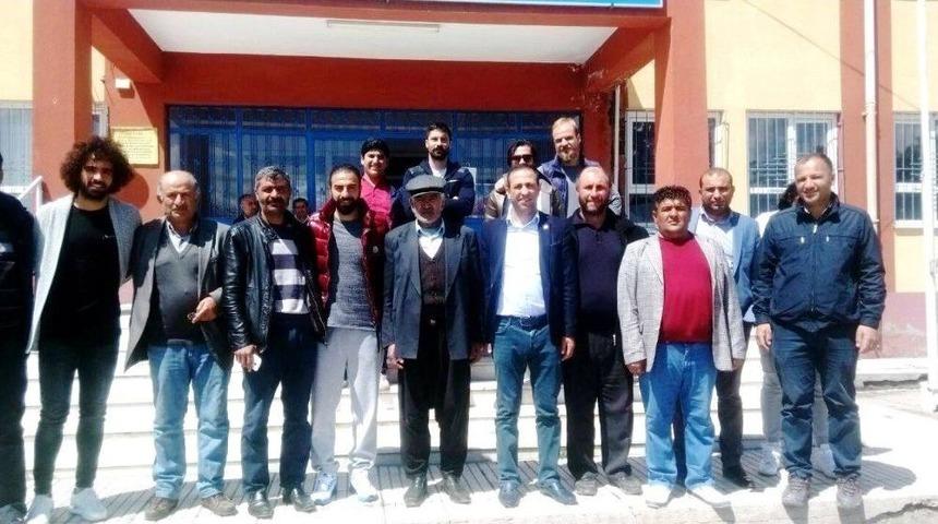 Başkan Gevrek Ve Futbolcular Oyunu Kullandı