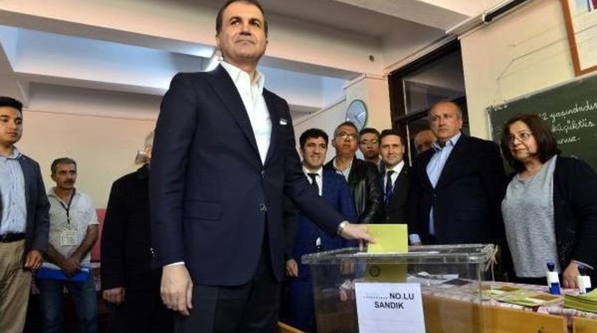 Ab Bakanı &Ccedil;elik: Tecelli Eden Irade Başımızın Tacıdır